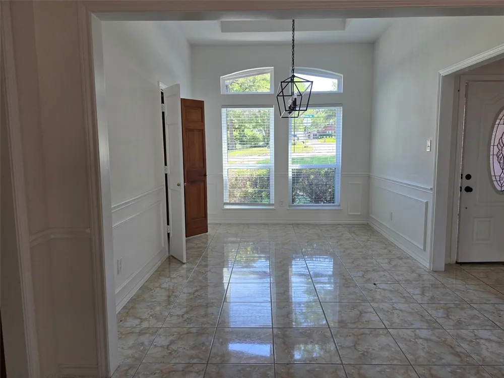 2954 Woodland Hills Drive Grapevine, TX 76051
