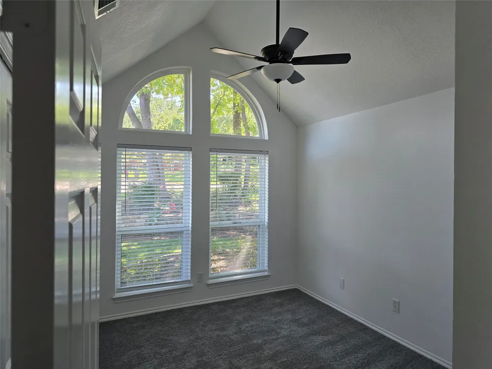 2954 Woodland Hills Drive Grapevine, TX 76051