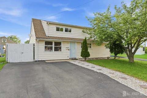 35 Coolidge Avenue