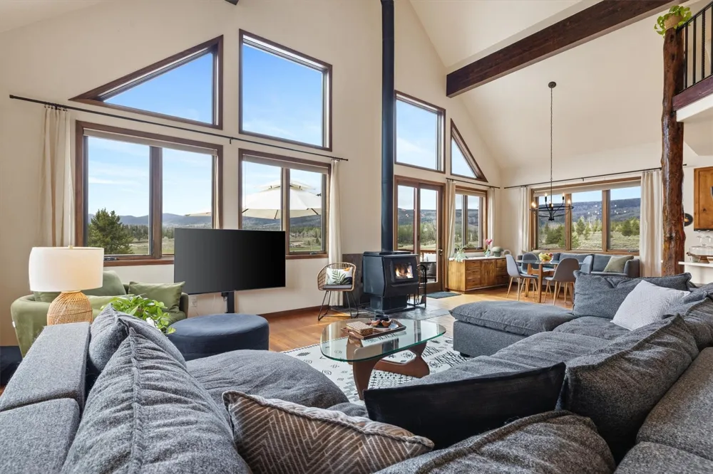 33632 Seneca Trail Oak Creek, CO 80467