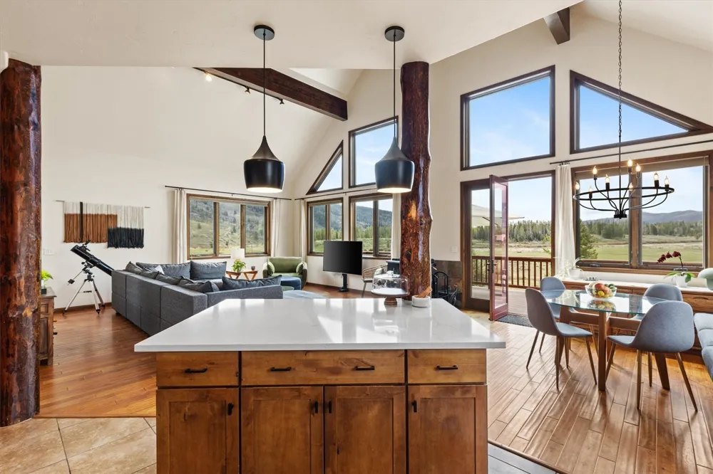 33632 Seneca Trail Oak Creek, CO 80467