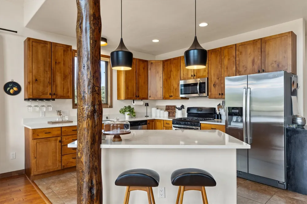 33632 Seneca Trail Oak Creek, CO 80467