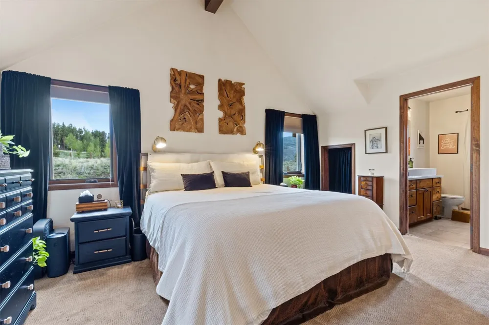 33632 Seneca Trail Oak Creek, CO 80467