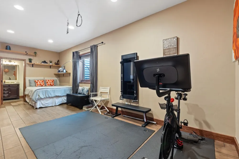 33632 Seneca Trail Oak Creek, CO 80467