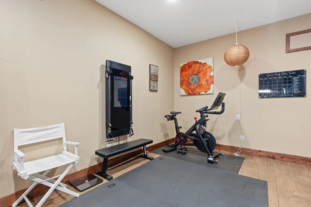 33632 Seneca Trail Oak Creek, CO 80467