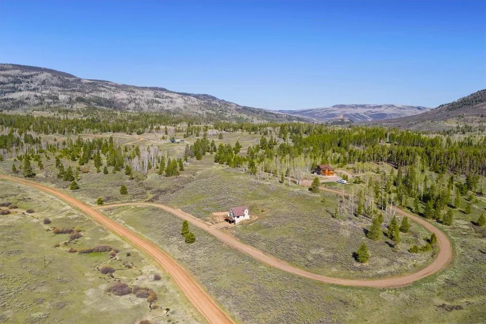 33632 Seneca Trail Oak Creek, CO 80467