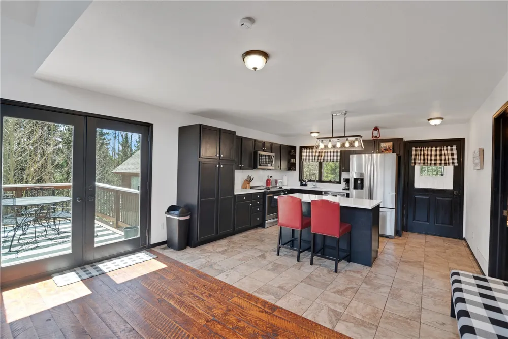 496 Quartzville Road Alma, CO 80420