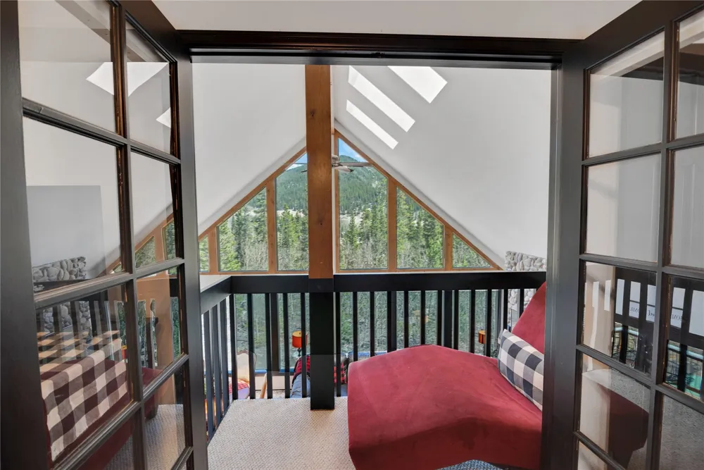 496 Quartzville Road Alma, CO 80420