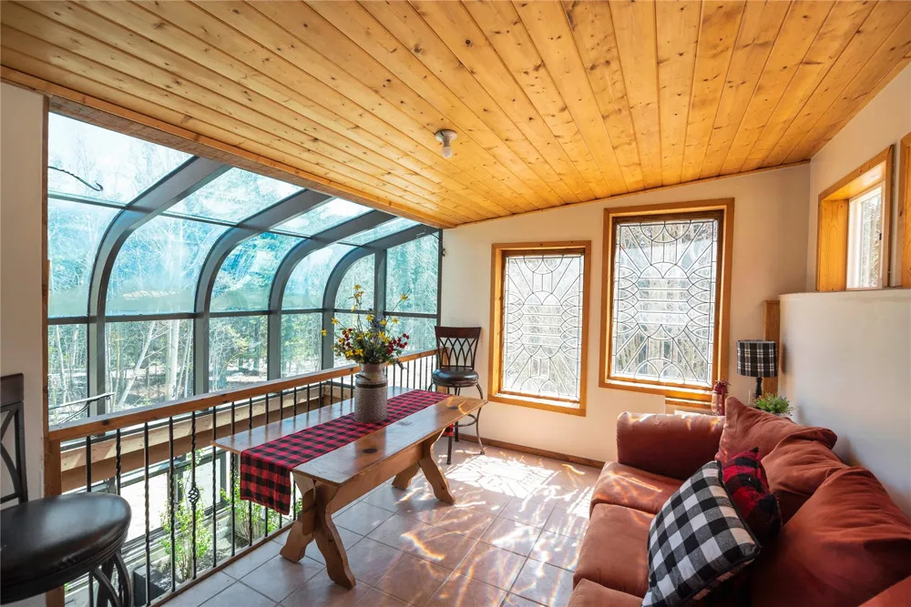 496 Quartzville Road Alma, CO 80420