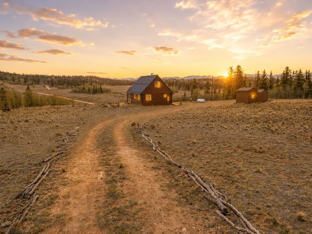 15 Mallard Road Como, CO 80432