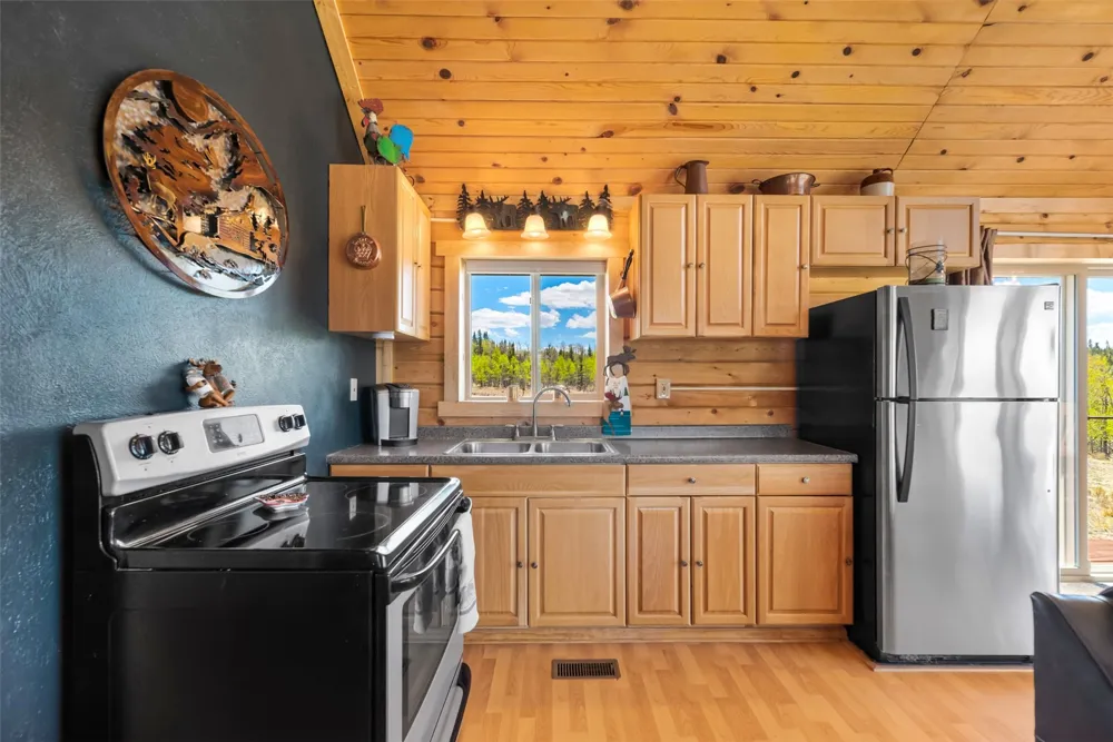 15 Mallard Road Como, CO 80432