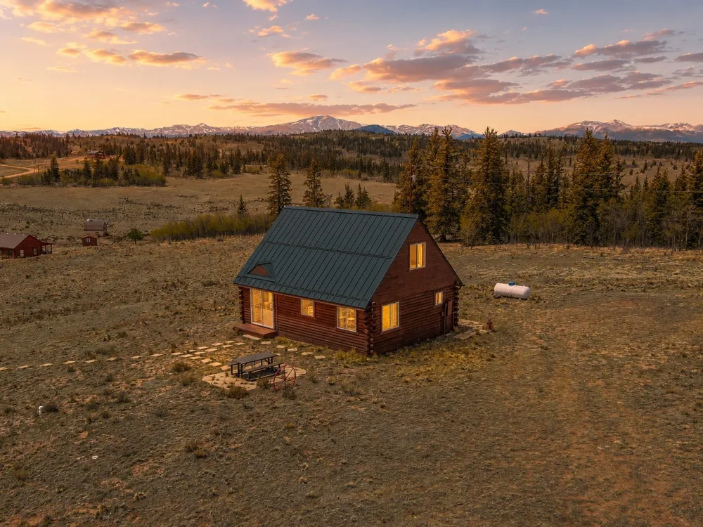 15 Mallard Road Como, CO 80432