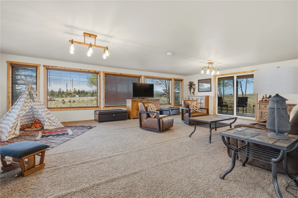 275 Vulture Lane Jefferson, CO 80456