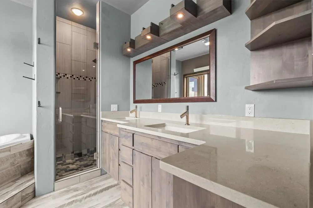 32090 Judge's Viewpoint Oak Creek, CO 80467