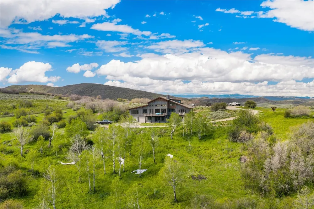 32090 Judge's Viewpoint Oak Creek, CO 80467