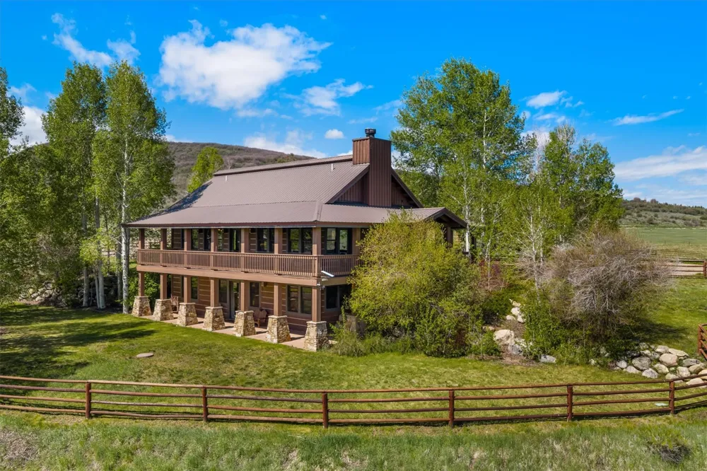 32090 Judge's Viewpoint Oak Creek, CO 80467