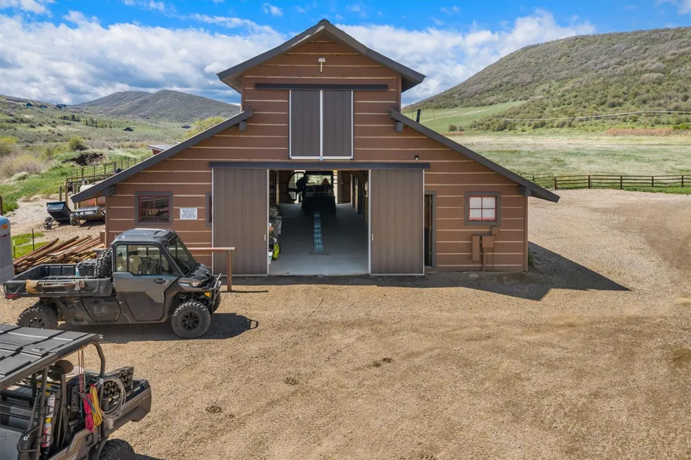 32090 Judge's Viewpoint Oak Creek, CO 80467