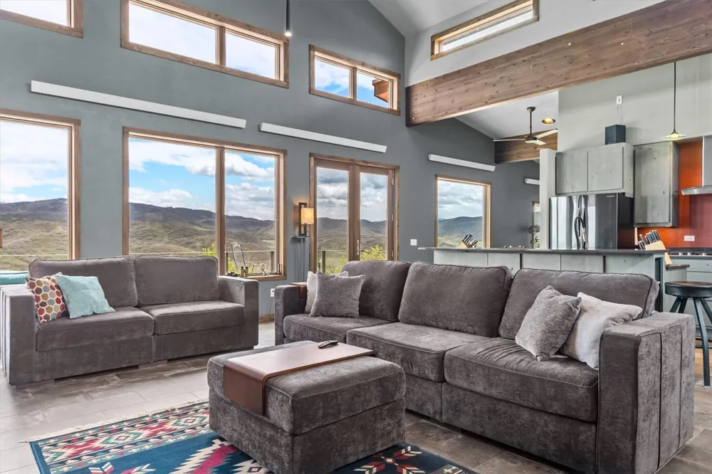 32090 Judge's Viewpoint Oak Creek, CO 80467