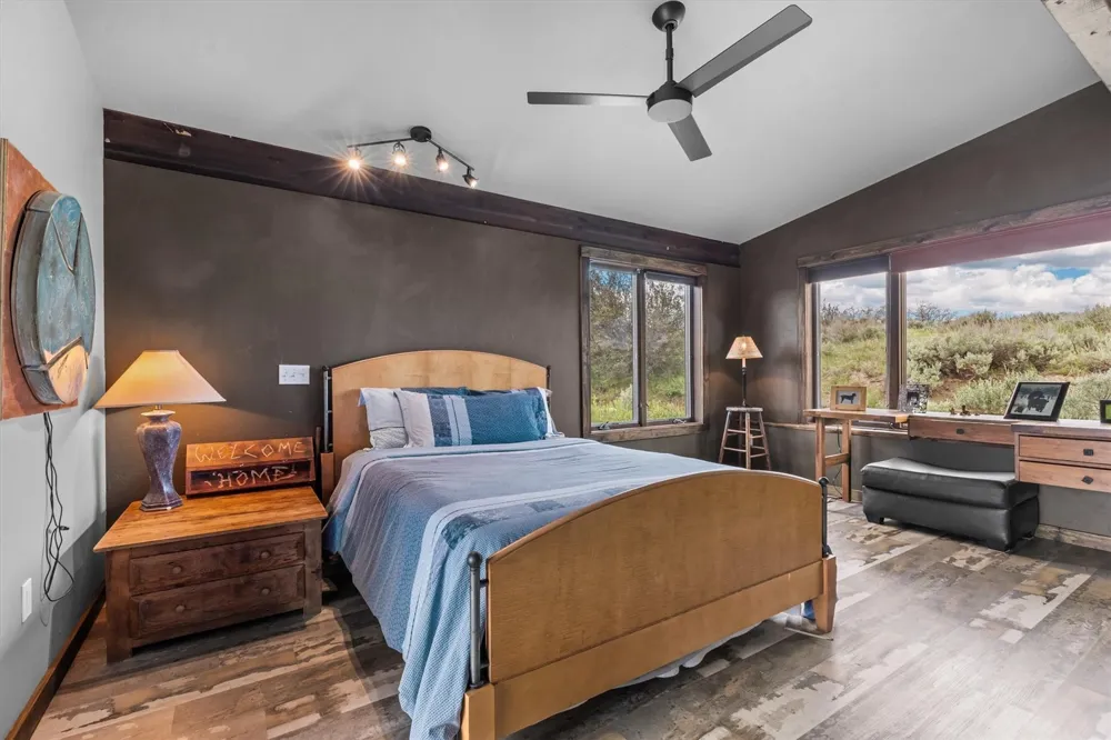 32090 Judge's Viewpoint Oak Creek, CO 80467