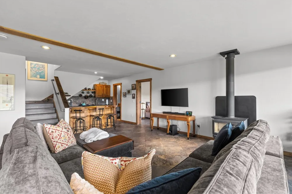 32090 Judge's Viewpoint Oak Creek, CO 80467