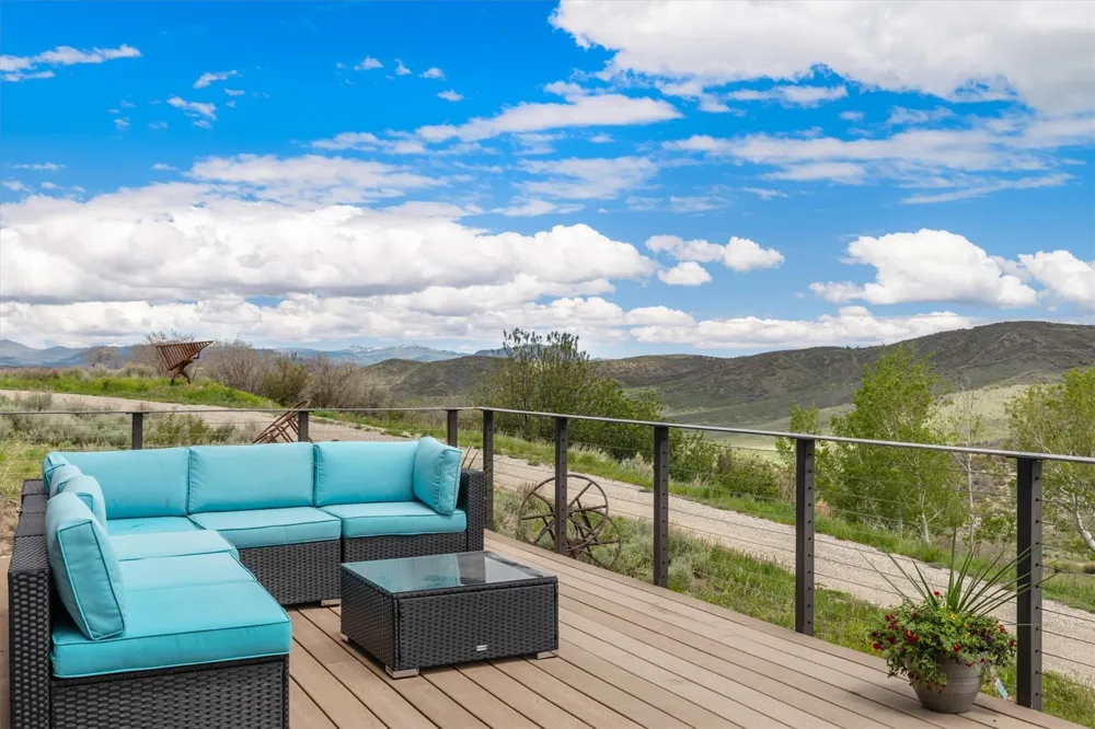 32090 Judge's Viewpoint Oak Creek, CO 80467