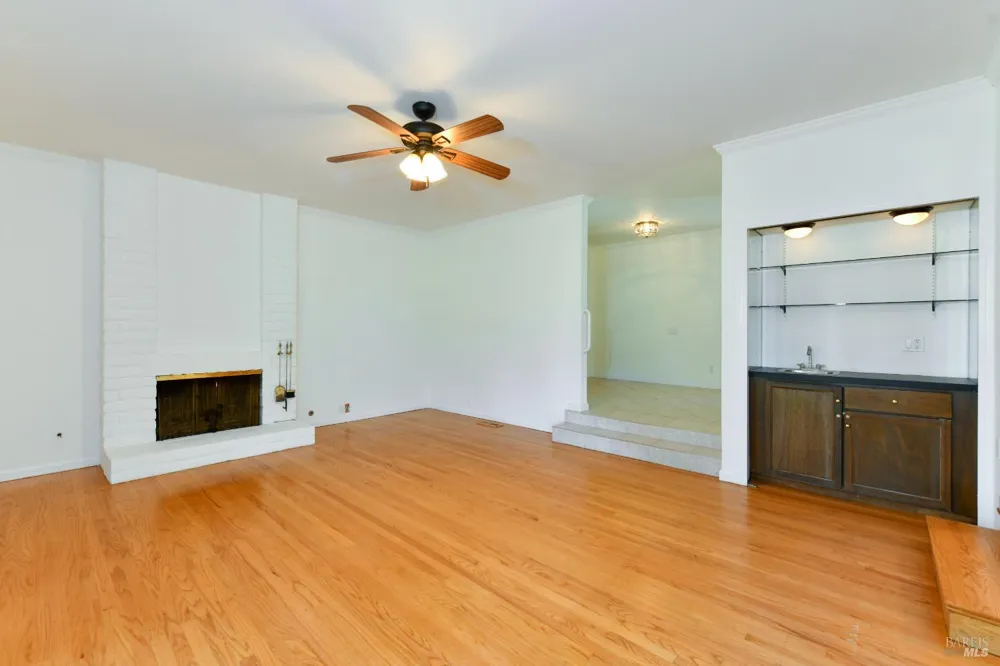 120 Milliken Creek Drive Napa, CA 94558