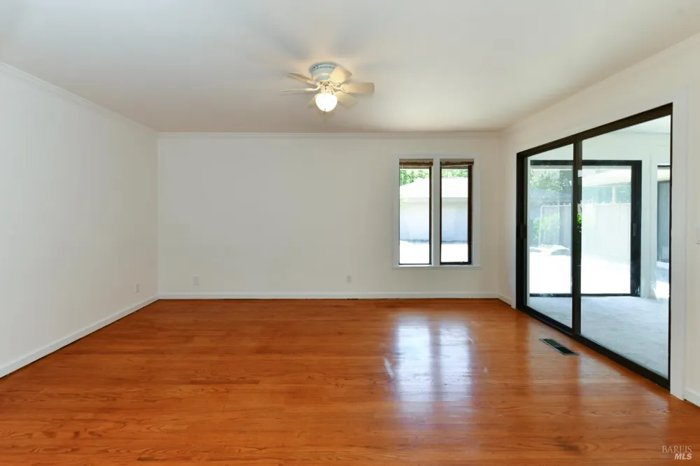120 Milliken Creek Drive Napa, CA 94558