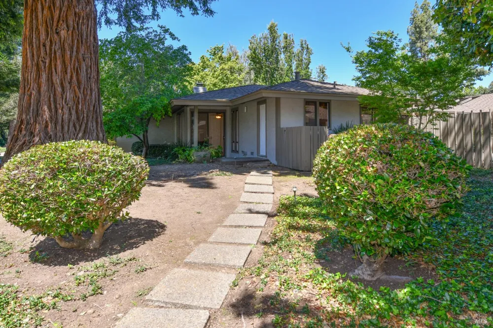 120 Milliken Creek Drive Napa, CA 94558