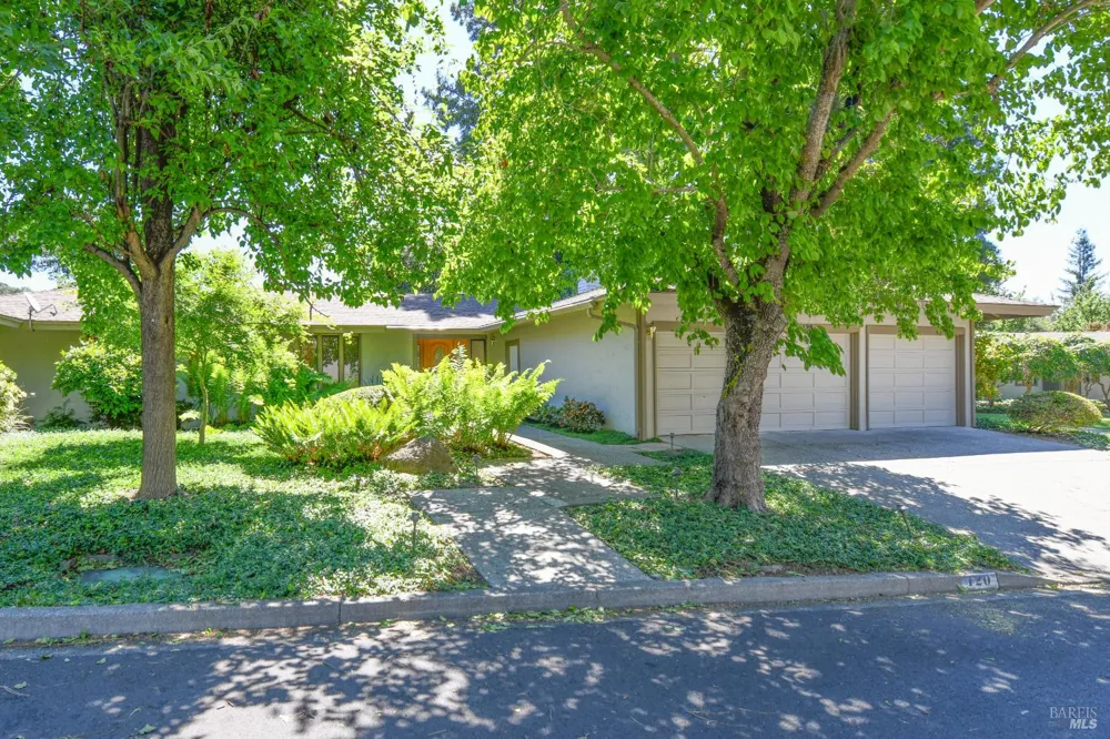 120 Milliken Creek Drive Napa, CA 94558