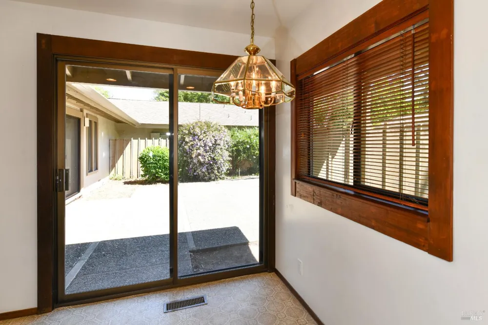 120 Milliken Creek Drive Napa, CA 94558