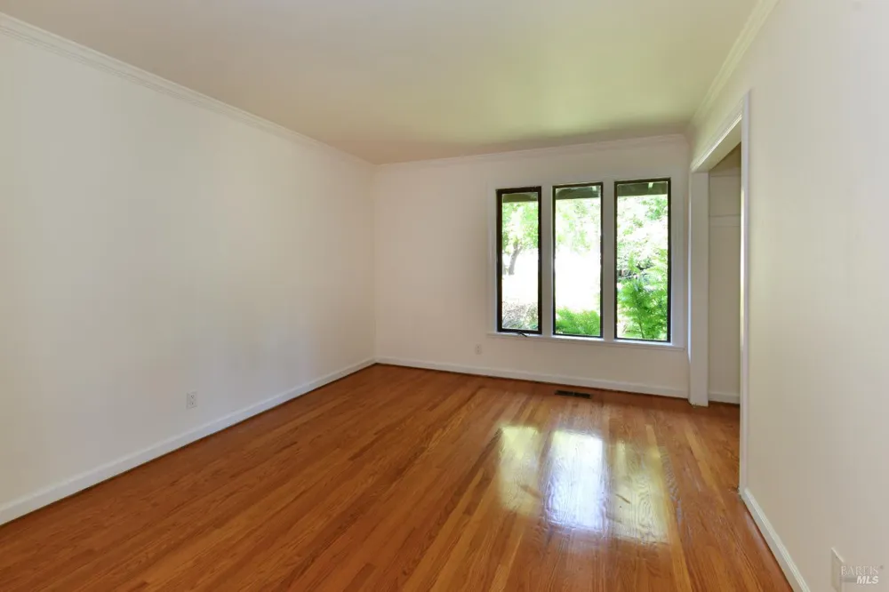 120 Milliken Creek Drive Napa, CA 94558