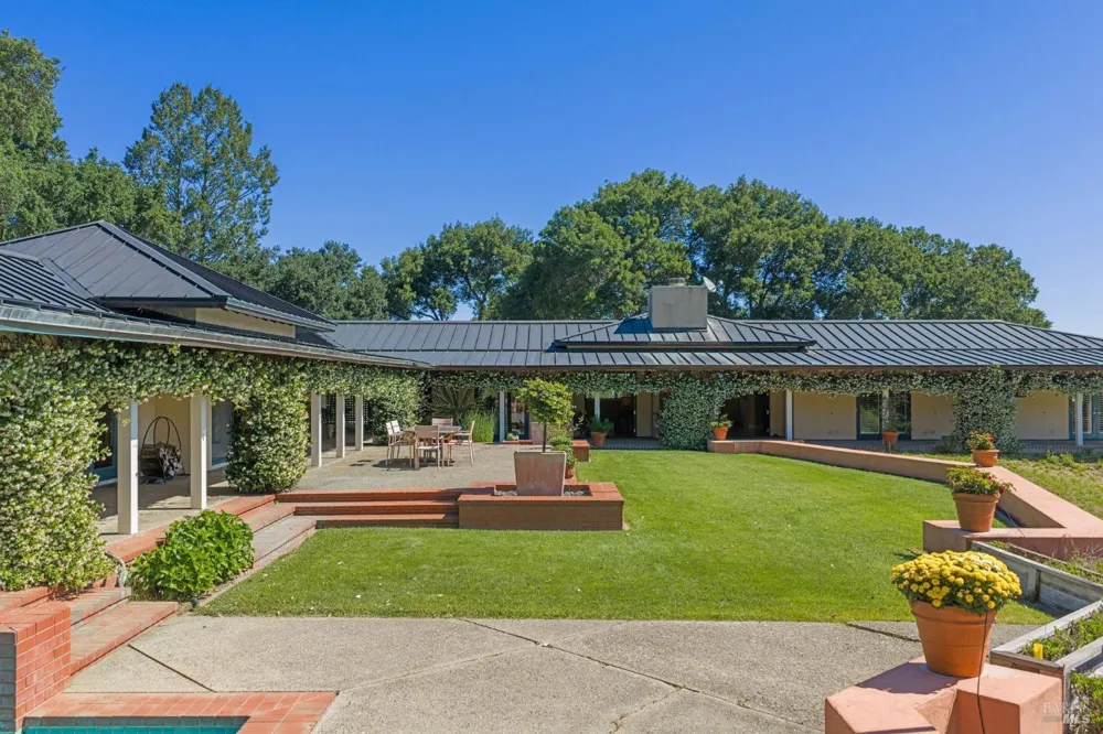 1975 Whitehall Lane St. Helena, CA 94574