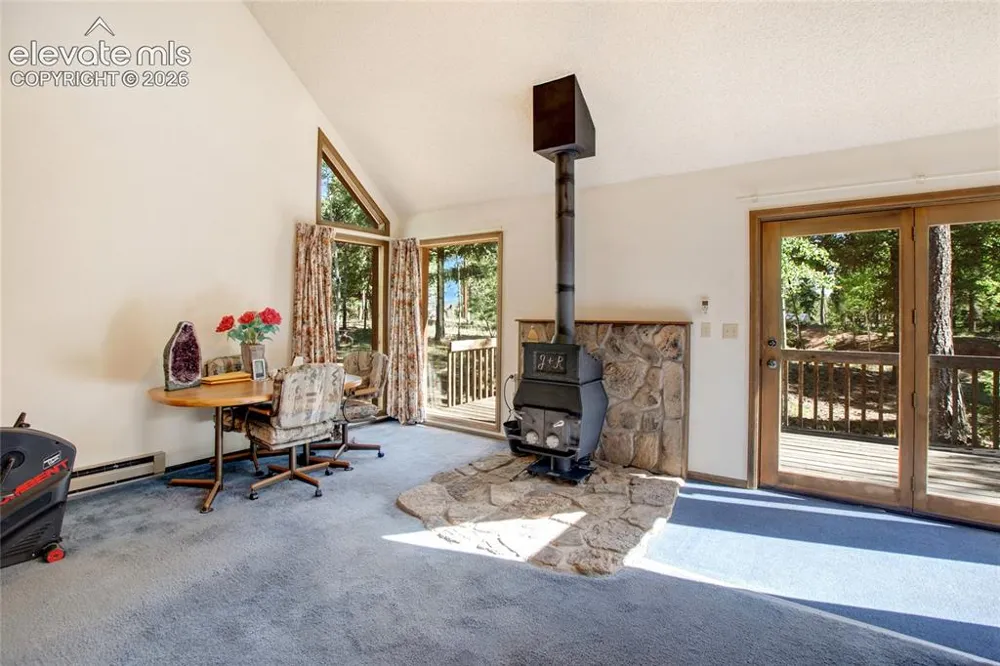 886 Cottonwood Lake Drive Divide, CO 80814