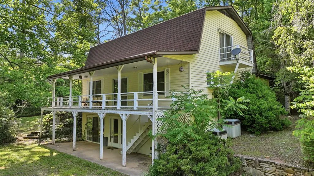 Pee Wee Branch Sylva, NC 28779