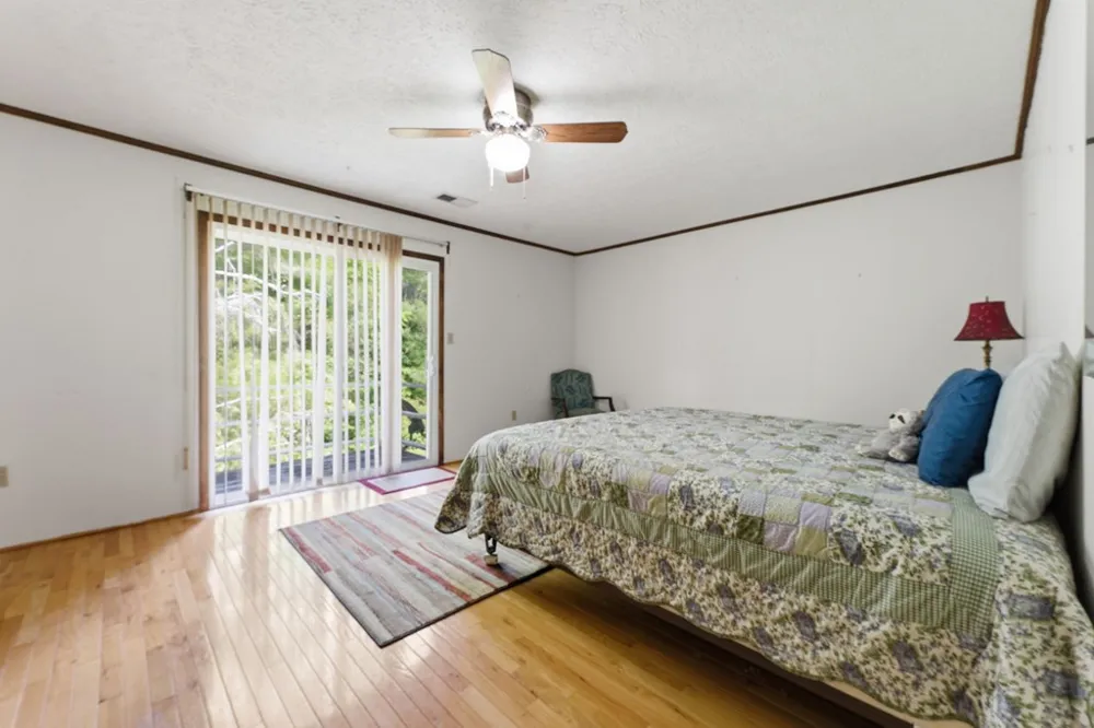 Pee Wee Branch Sylva, NC 28779