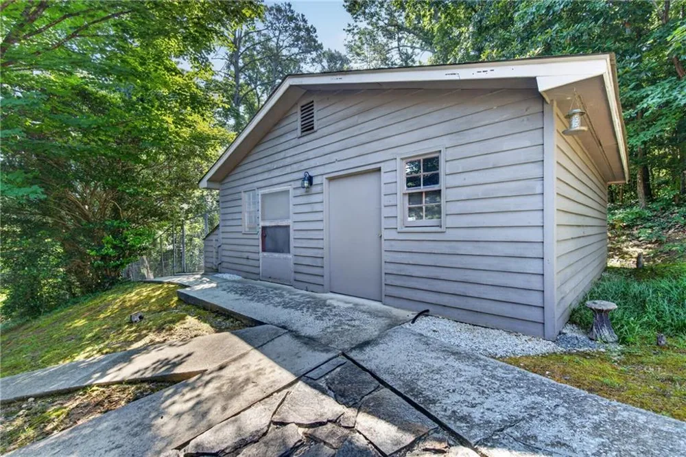 188 Hillendale Drive Toccoa, GA 30577