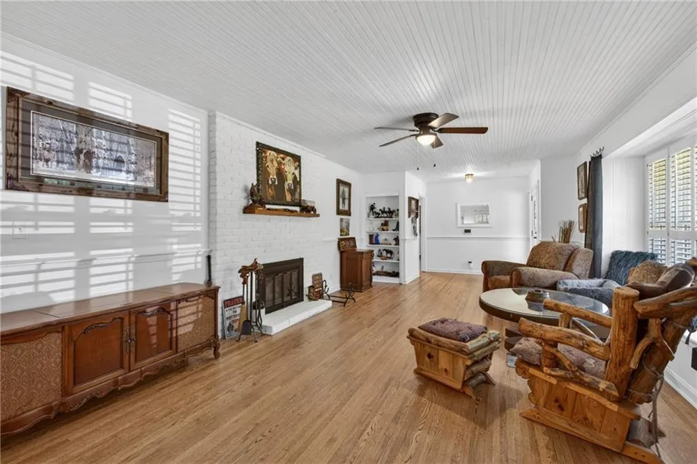 188 Hillendale Drive Toccoa, GA 30577