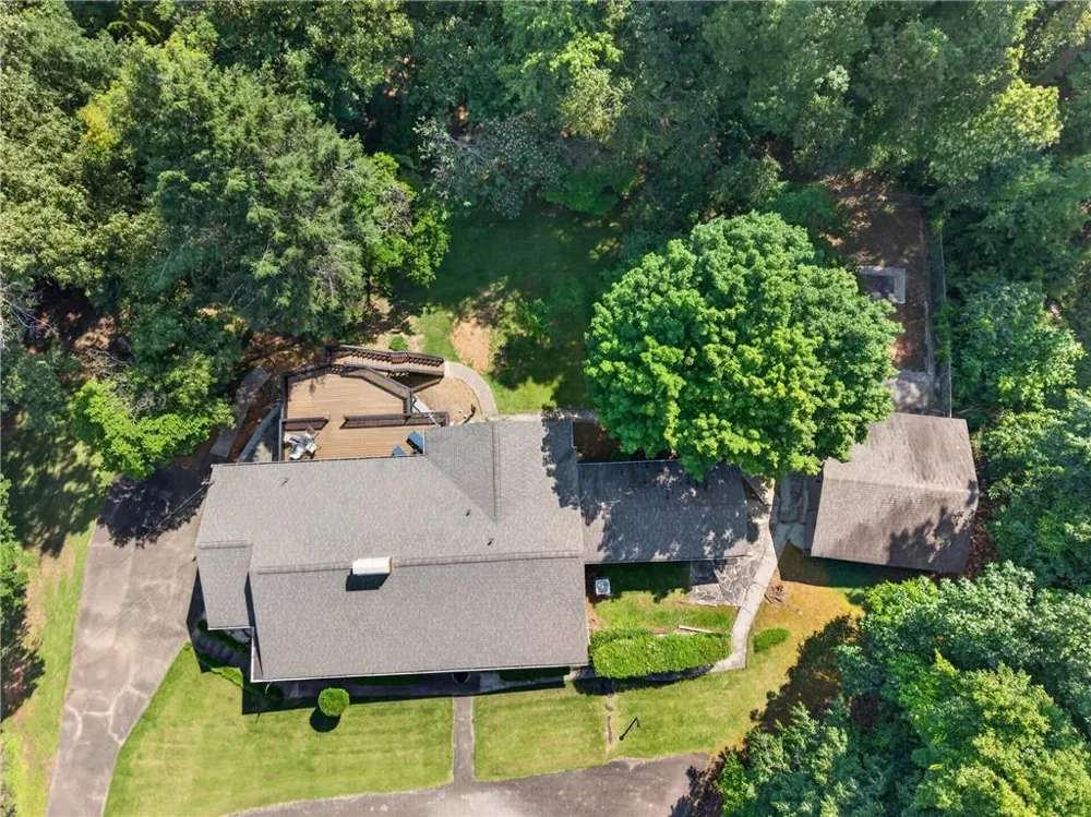 188 Hillendale Drive Toccoa, GA 30577