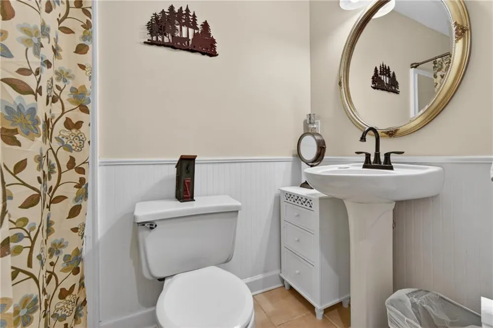 188 Hillendale Drive Toccoa, GA 30577