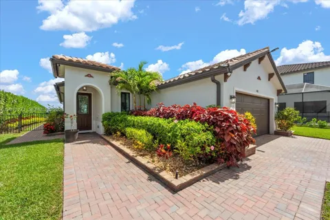 4881 Iron Horse Way