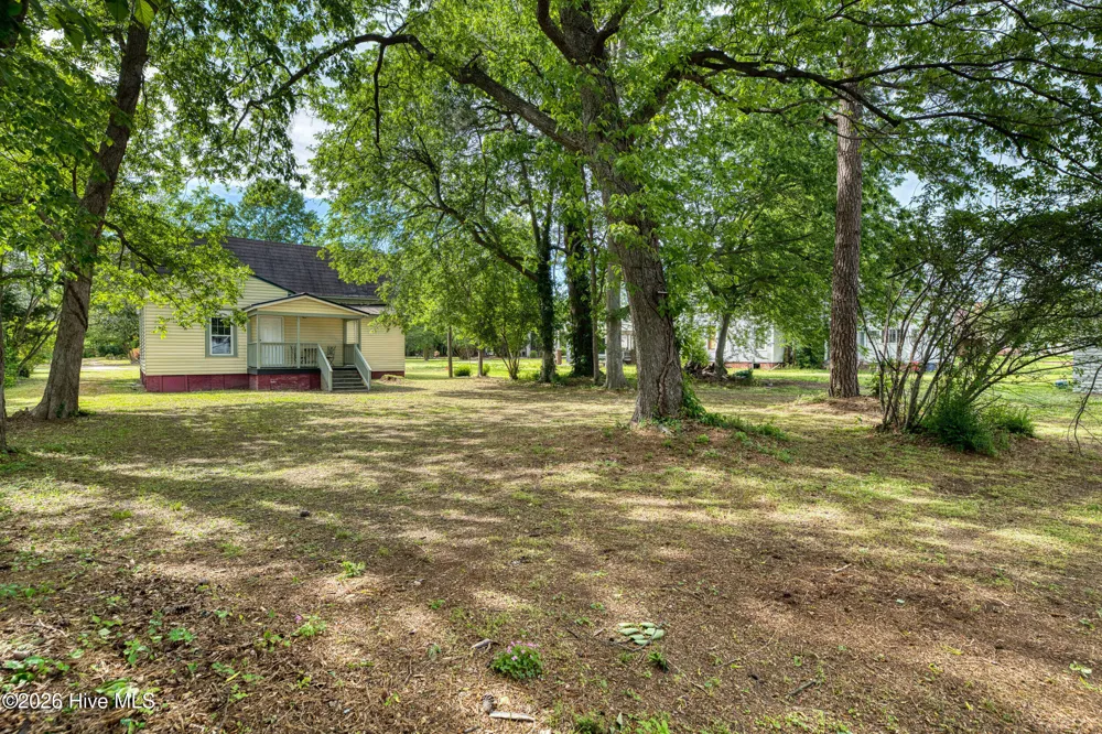 809 Church Street Scotland Neck, NC 27874