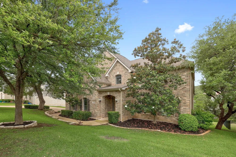 129 Sebastians Run Lakeway, TX 78738