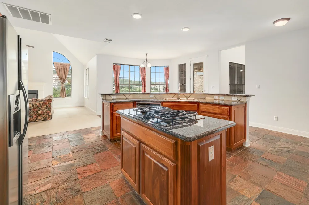 129 Sebastians Run Lakeway, TX 78738