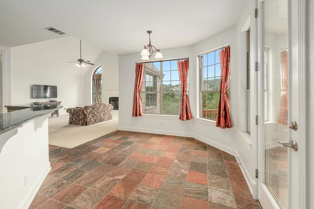 129 Sebastians Run Lakeway, TX 78738