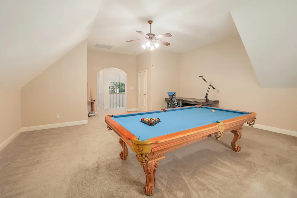 129 Sebastians Run Lakeway, TX 78738
