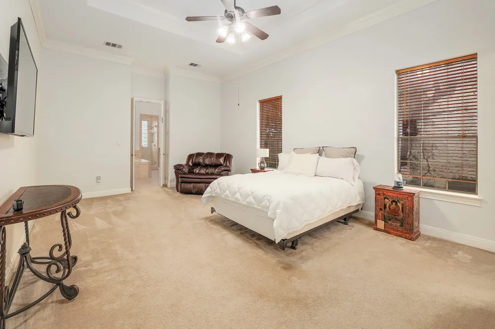 129 Sebastians Run Lakeway, TX 78738