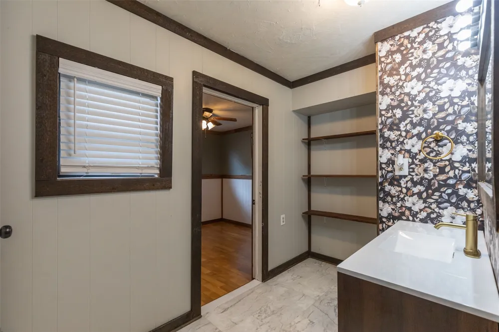 102 Scurry Avenue Tuscola, TX 79562