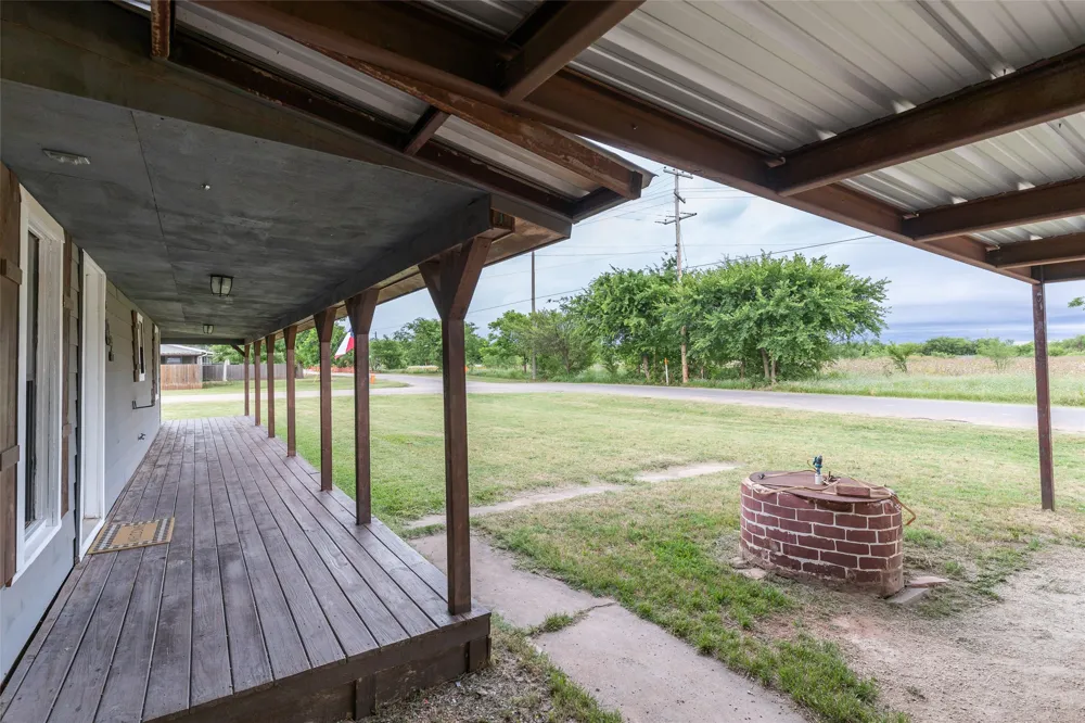 102 Scurry Avenue Tuscola, TX 79562