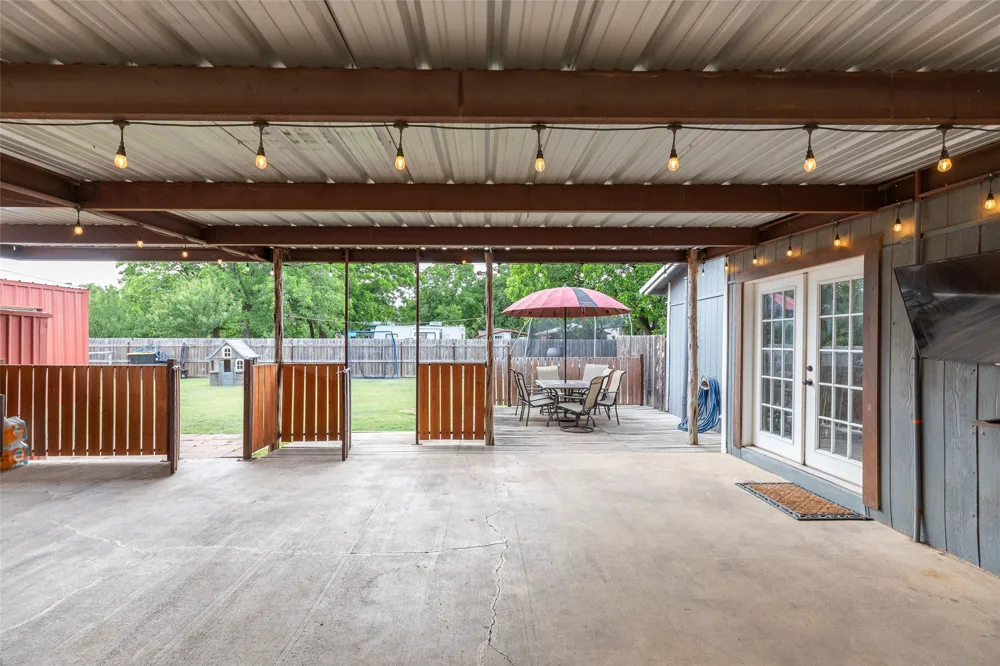 102 Scurry Avenue Tuscola, TX 79562