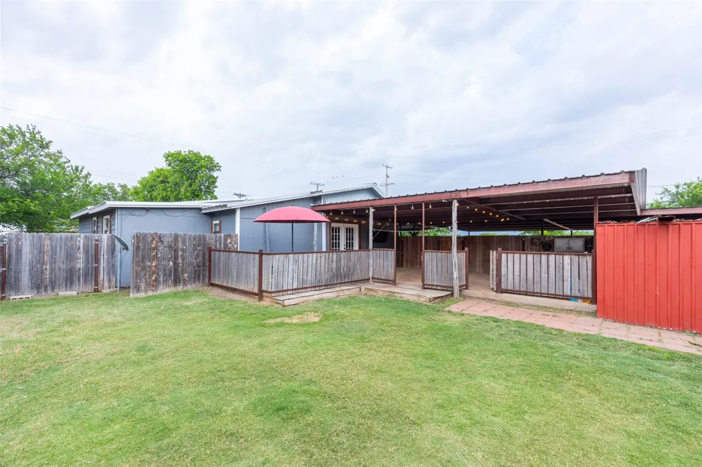 102 Scurry Avenue Tuscola, TX 79562